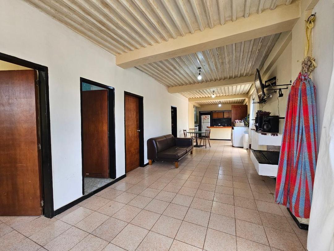 HERMOSA CASA UBICADA EN EL JUNQUITO ANTES DEL PUEBLO  - 7