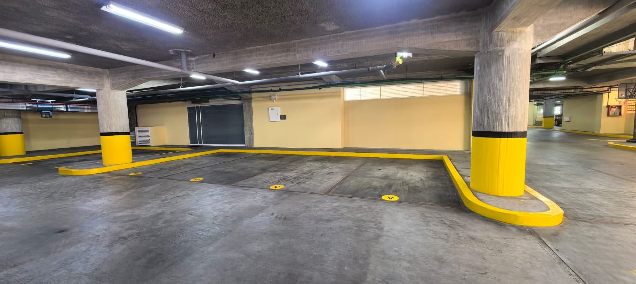 Exclusiva y Hermosa  Casa en Los Chorros  - 12