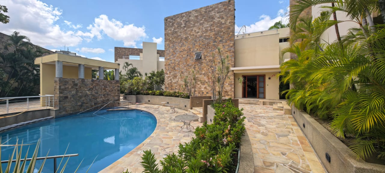 Exclusiva y Hermosa  Casa en Los Chorros  - 14