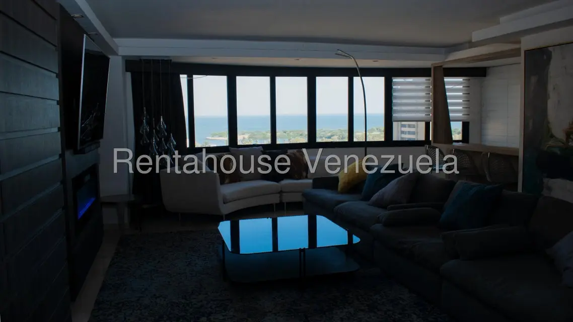 Apartamento (1 Nivel) en Alquiler en Avenida El Milagro, Zulia - 2