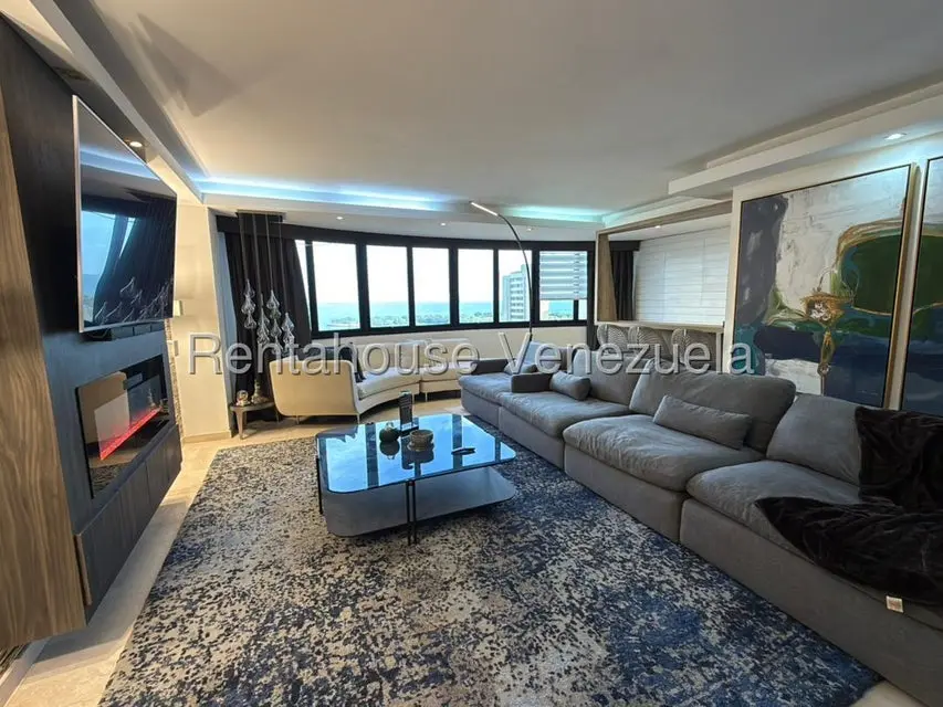 Apartamento (1 Nivel) en Alquiler en Avenida El Milagro, Zulia - 11