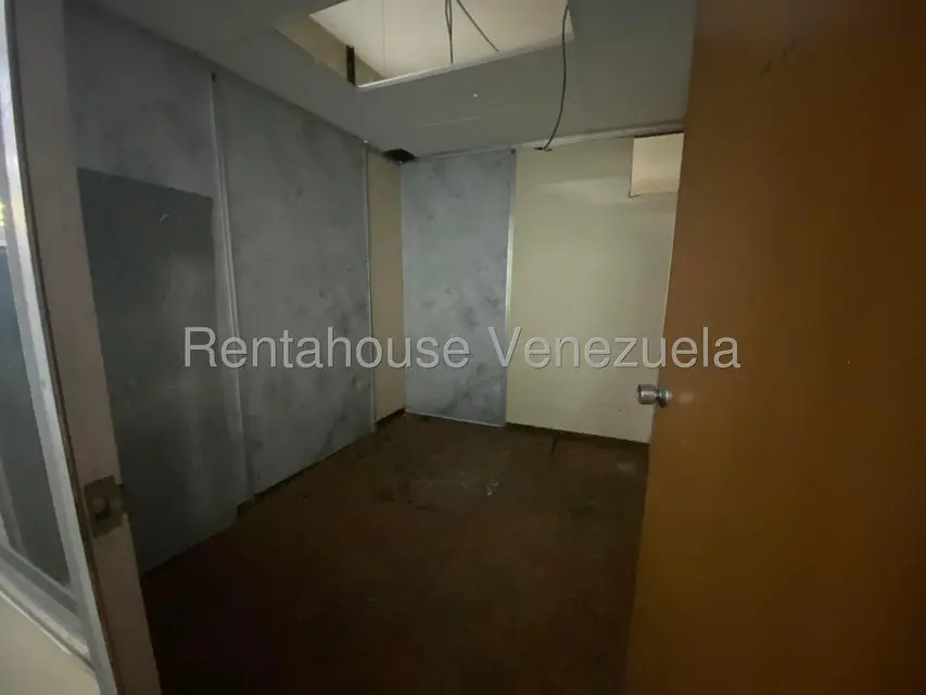 Comercial (Local Comercial) en Venta en El Marques, Distrito Metropolitano - 14
