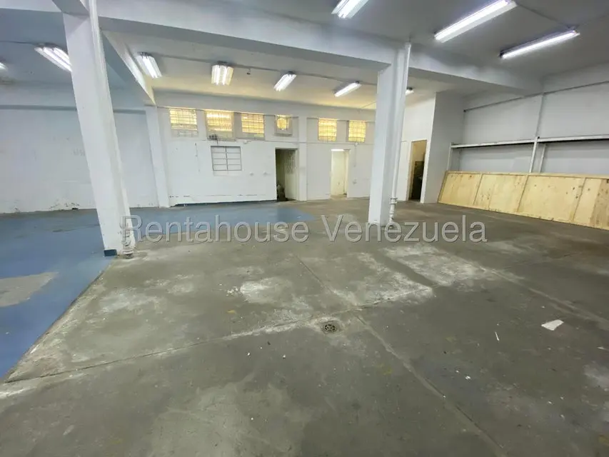 Comercial (Local Comercial) en Venta en El Marques, Distrito Metropolitano - 23