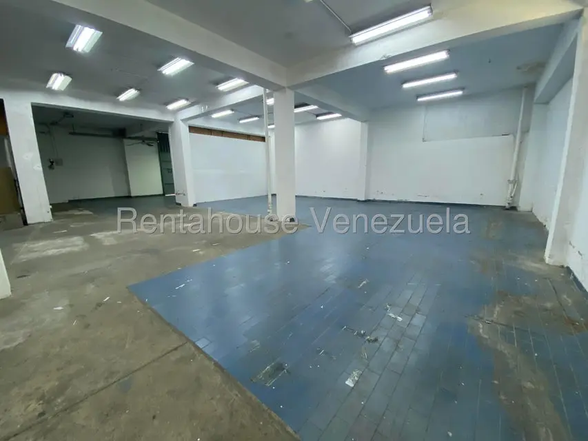 Comercial (Local Comercial) en Venta en El Marques, Distrito Metropolitano - 32