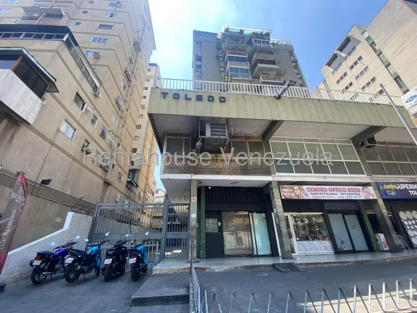 Comercial (Local Comercial) en Venta en El Marques, Distrito Metropolitano - 5