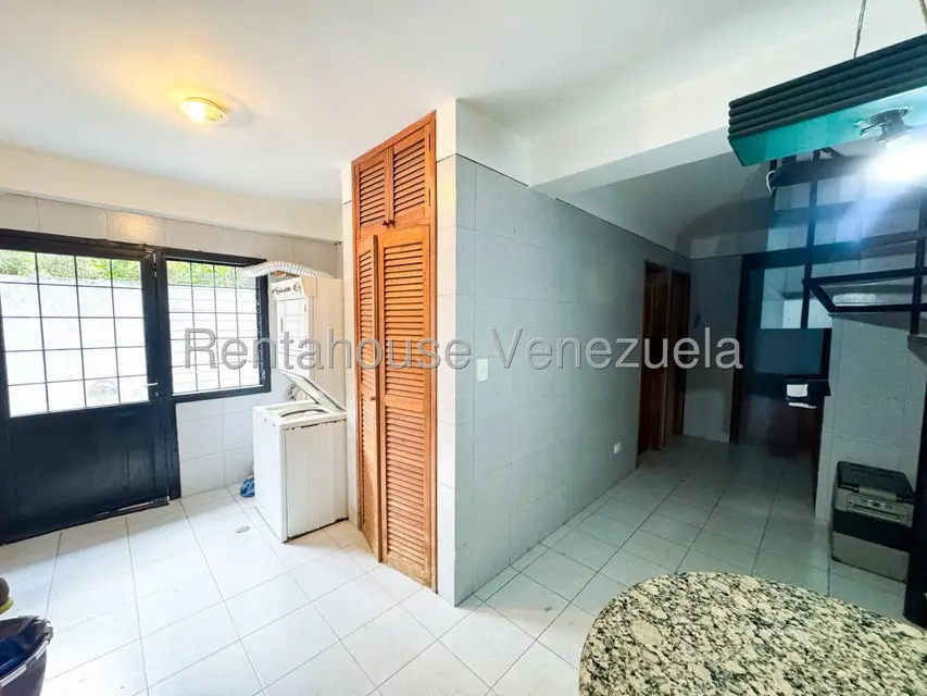 Casa (Duplex) en Venta en Los Naranjos del Cafetal, Distrito Metropolitano - 25