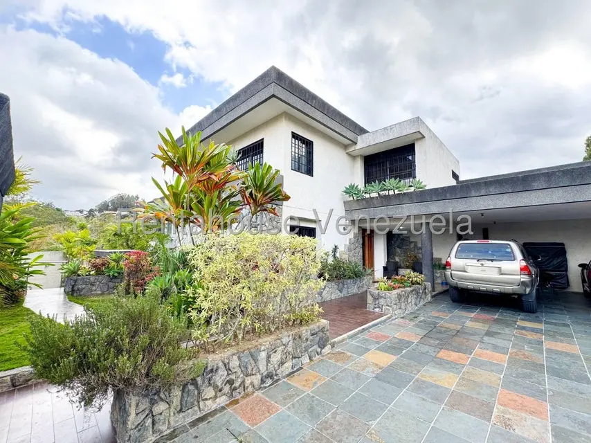 Casa (Duplex) en Venta en Los Naranjos del Cafetal, Distrito Metropolitano - 4