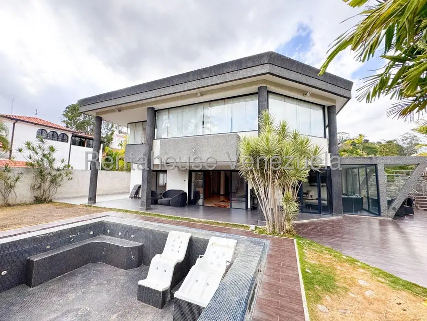 Casa (Duplex) en Venta en Los Naranjos del Cafetal, Distrito Metropolitano - 34