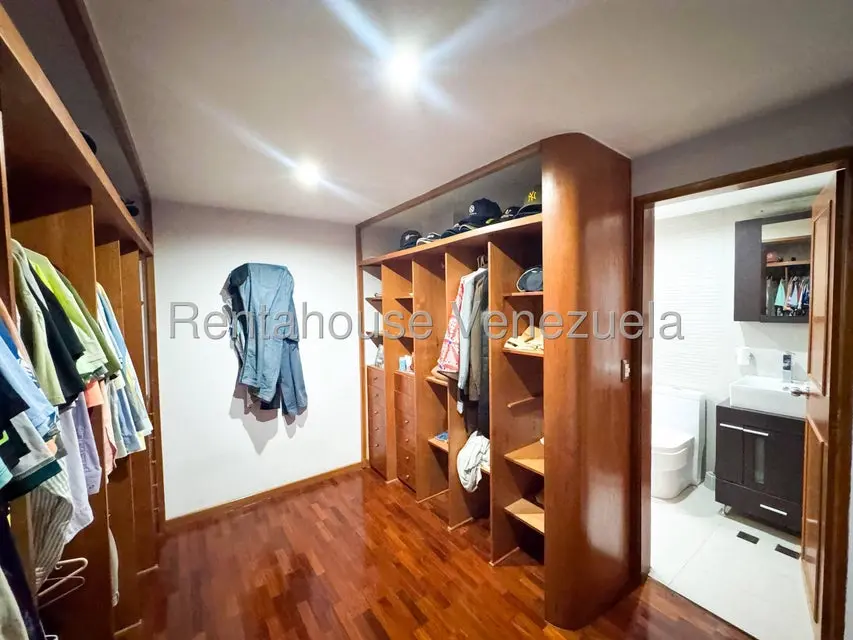 Casa (Duplex) en Venta en Los Naranjos del Cafetal, Distrito Metropolitano - 51