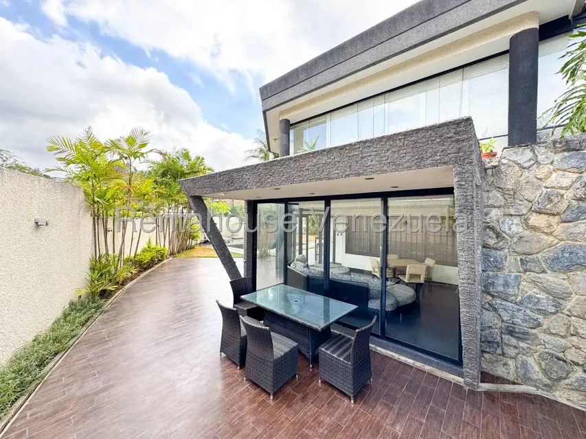 Casa (Duplex) en Venta en Los Naranjos del Cafetal, Distrito Metropolitano - 69