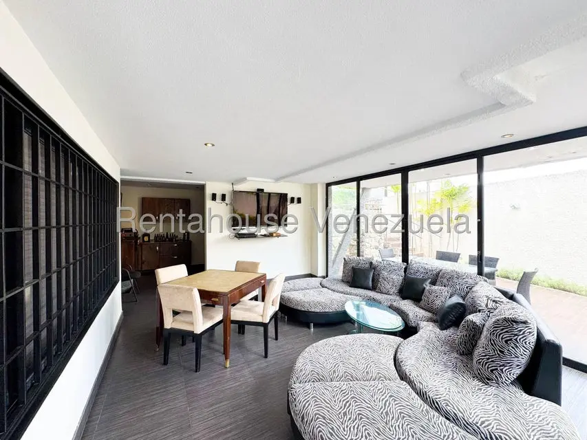 Casa (Duplex) en Venta en Los Naranjos del Cafetal, Distrito Metropolitano - 72