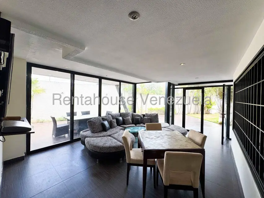 Casa (Duplex) en Venta en Los Naranjos del Cafetal, Distrito Metropolitano - 73