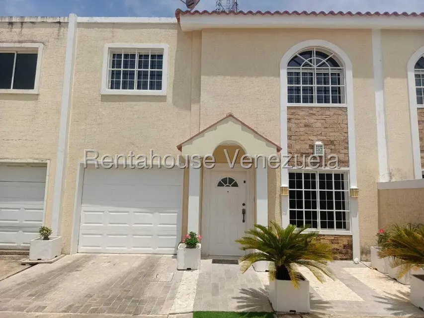 Townhouse (1 Nivel) en Venta en Calle Zulia, Zulia - 2