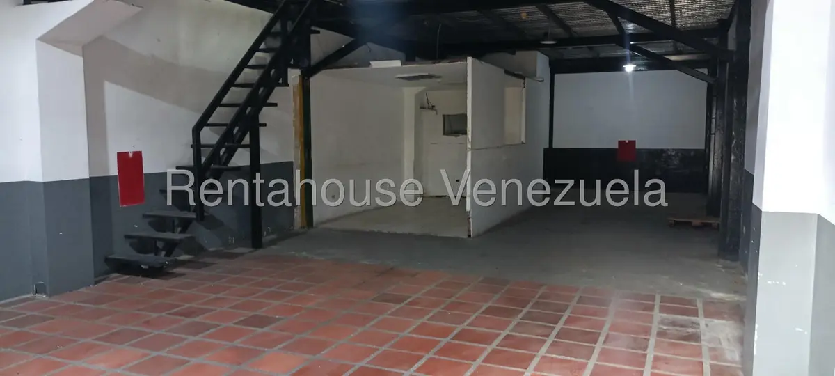 Comercial (Local Comercial) en Venta en Sector Sucua, Miranda - 12
