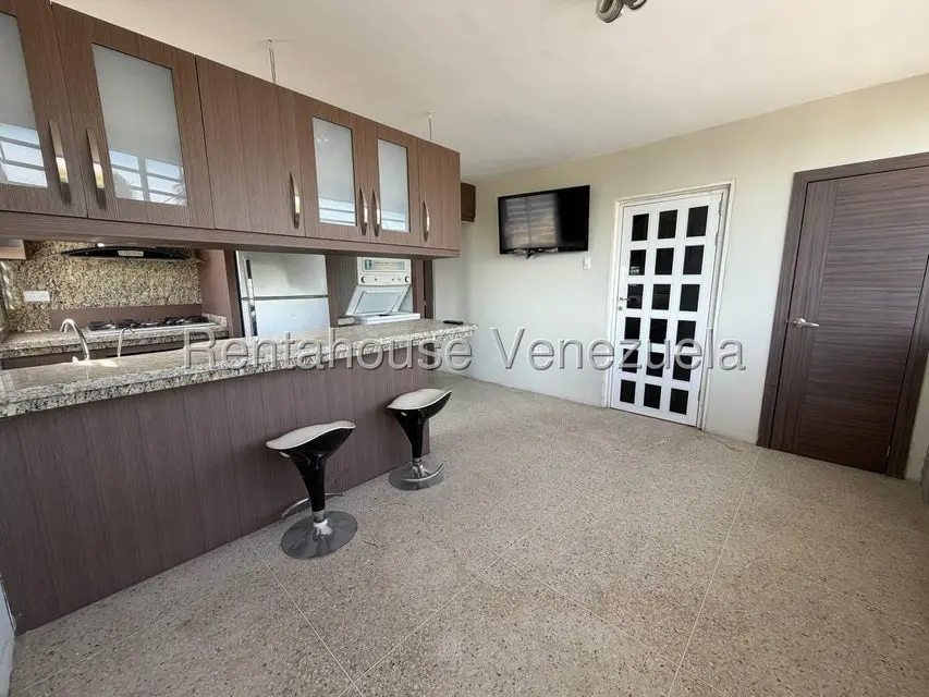 Apartamento (1 Nivel) en Venta en Circunvalacion Dos, Zulia - 2