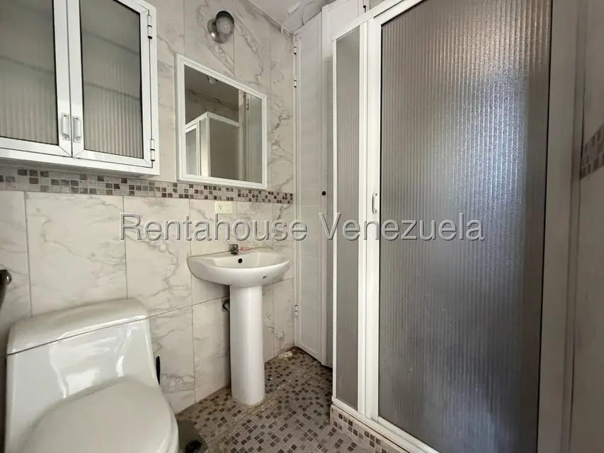Apartamento (1 Nivel) en Venta en Circunvalacion Dos, Zulia - 13