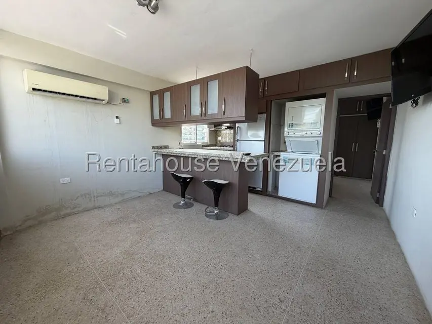 Apartamento (1 Nivel) en Venta en Circunvalacion Dos, Zulia - 3