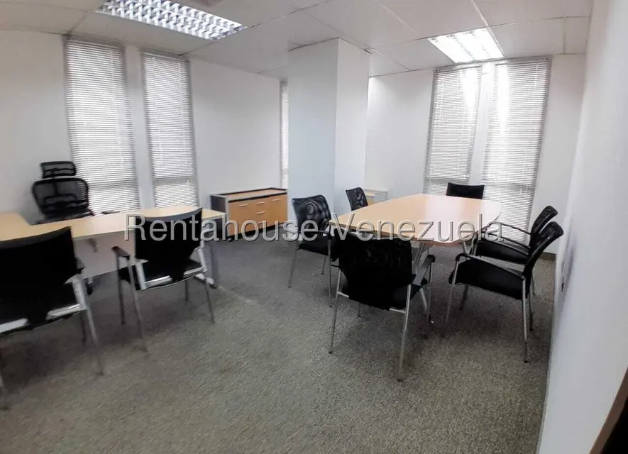 Comercial (Oficina) en Alquiler en 5 de Julio, Zulia - 12