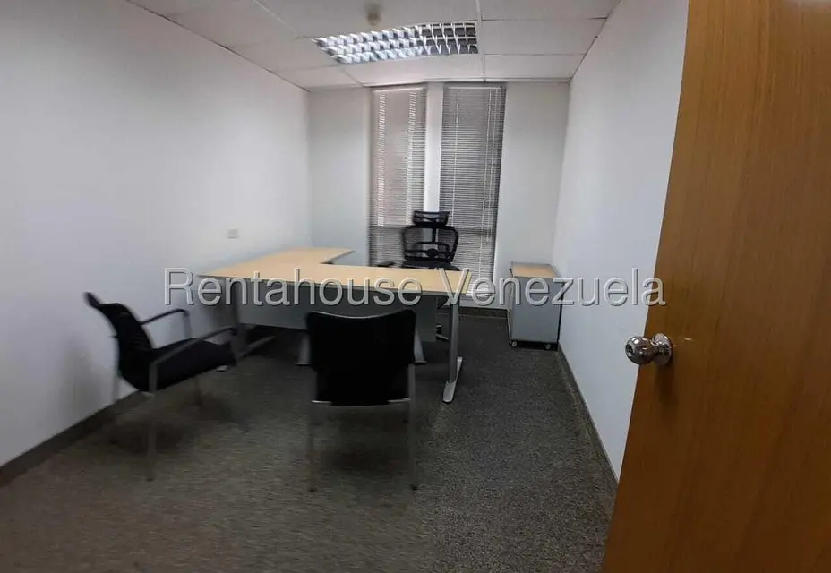Comercial (Oficina) en Alquiler en 5 de Julio, Zulia - 13