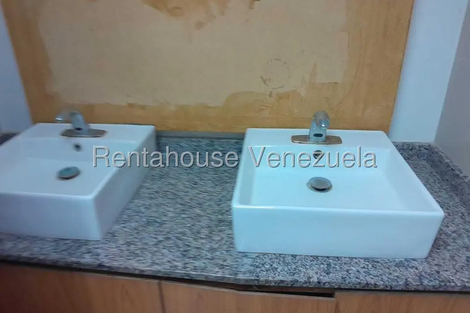 Comercial (Oficina) en Alquiler en 5 de Julio, Zulia - 23