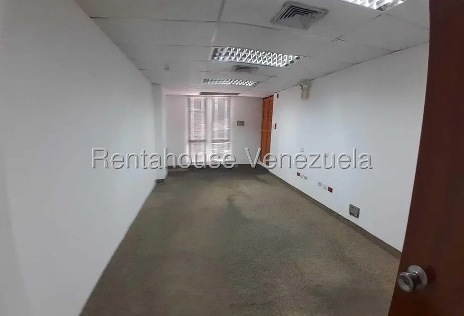 Comercial (Oficina) en Alquiler en 5 de Julio, Zulia - 27