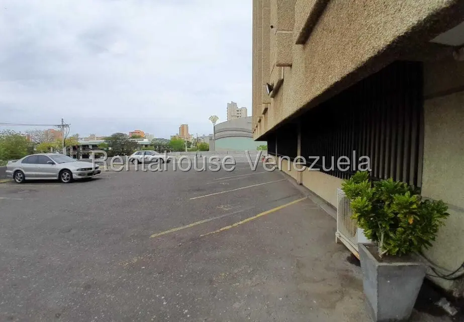 Comercial (Oficina) en Alquiler en 5 de Julio, Zulia - 36
