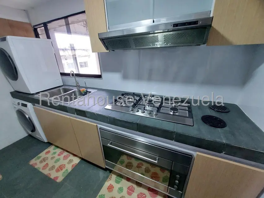 Apartamento (1 Nivel) en Alquiler en Altamira, Distrito Metropolitano - 12