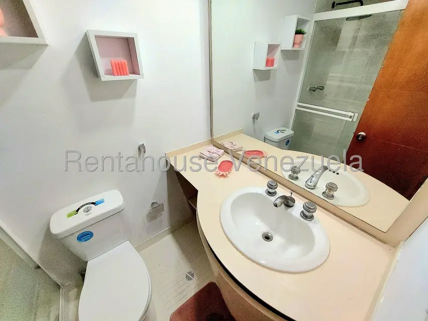 Apartamento (1 Nivel) en Alquiler en Altamira, Distrito Metropolitano - 15