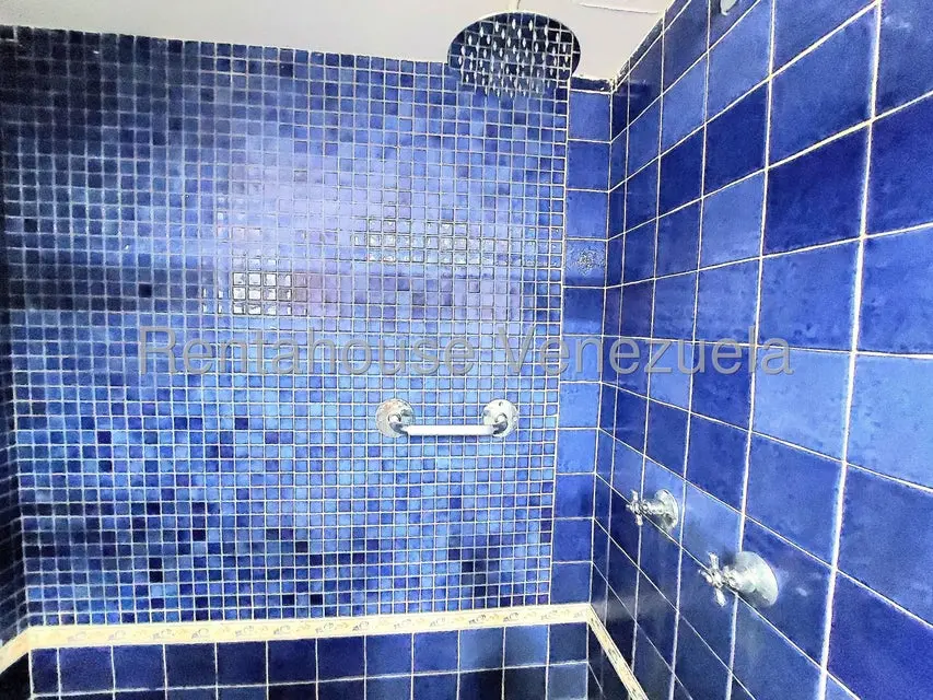 Apartamento (1 Nivel) en Alquiler en Altamira, Distrito Metropolitano - 23