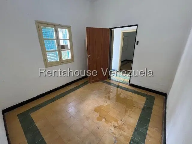 Casa (Colonial) en Alquiler en Los Chorros, Distrito Metropolitano - 2