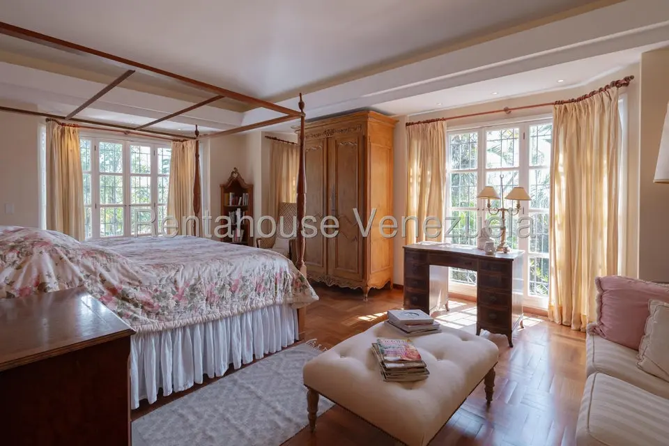 Casa (Contemporaneo) en Venta en Los Chorros, Distrito Metropolitano - 16