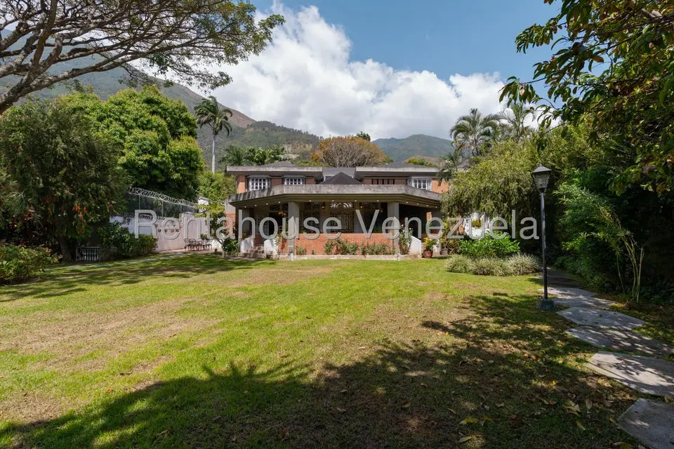 Casa (Contemporaneo) en Venta en Los Chorros, Distrito Metropolitano - 3