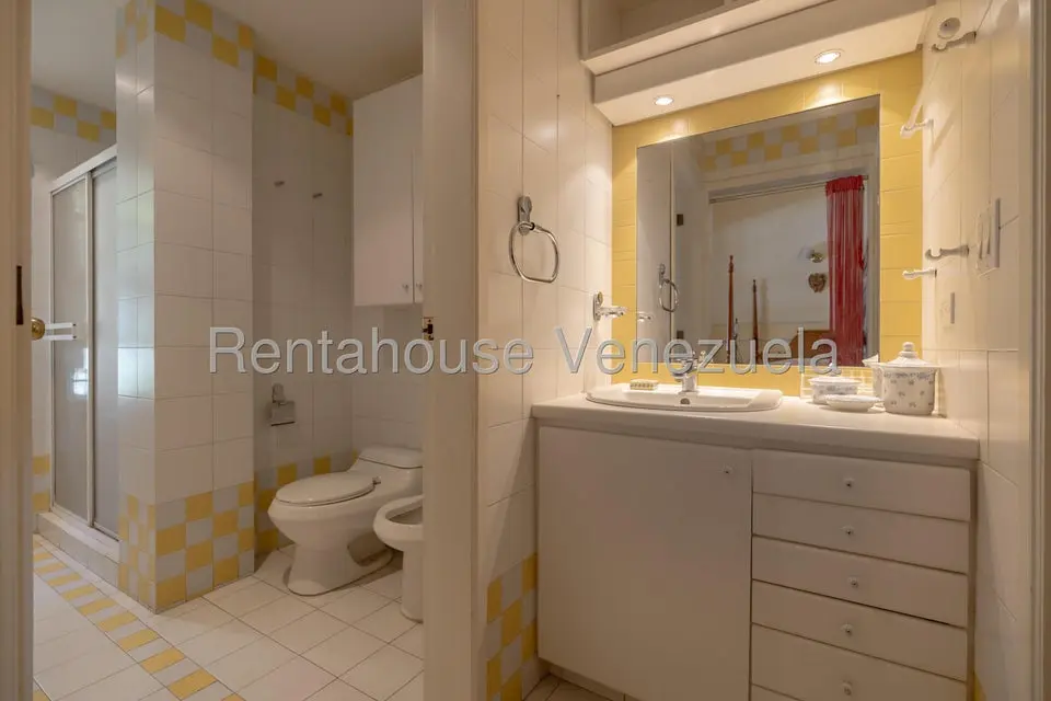 Casa (Contemporaneo) en Venta en Los Chorros, Distrito Metropolitano - 23