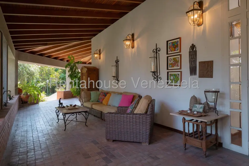 Casa (Contemporaneo) en Venta en Los Chorros, Distrito Metropolitano - 34