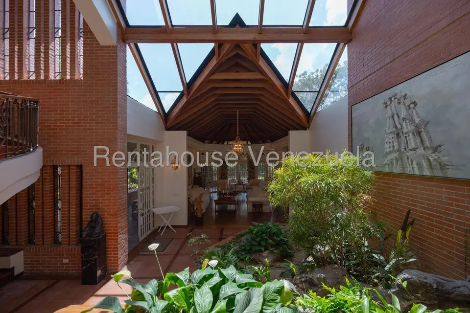 Casa (Contemporaneo) en Venta en Los Chorros, Distrito Metropolitano - 7