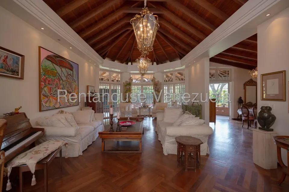 Casa (Contemporaneo) en Venta en Los Chorros, Distrito Metropolitano - 9