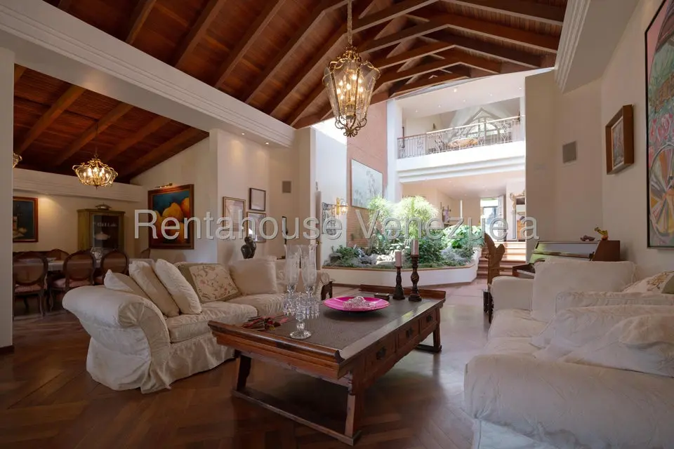 Casa (Contemporaneo) en Venta en Los Chorros, Distrito Metropolitano - 10