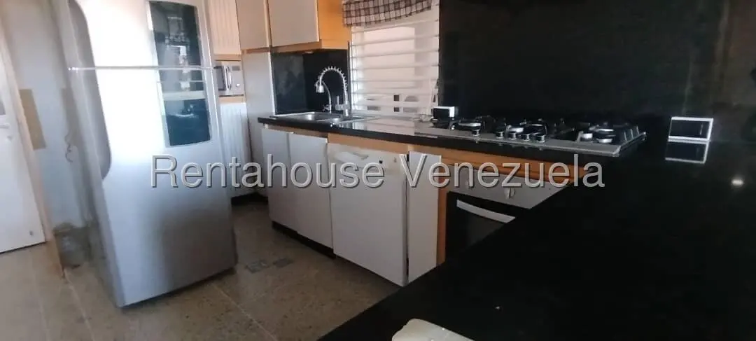 Apartamento (1 Nivel) en Alquiler en El Encantado, Distrito Metropolitano - 2