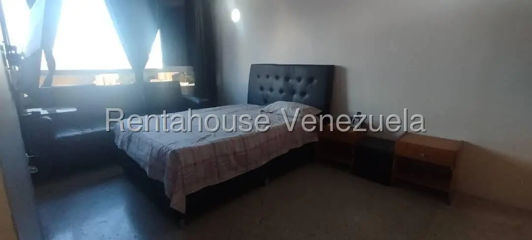 Apartamento (1 Nivel) en Alquiler en El Encantado, Distrito Metropolitano - 11