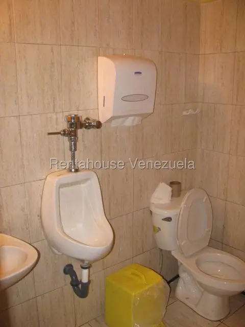Comercial (Local Comercial) en Alquiler en Chacaito, Distrito Metropolitano - 3