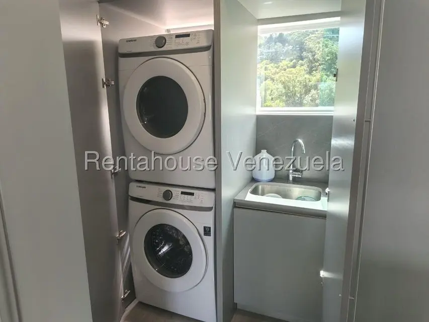 Apartamento (1 Nivel) en Venta en Solar del Hatillo, Distrito Metropolitano - 11