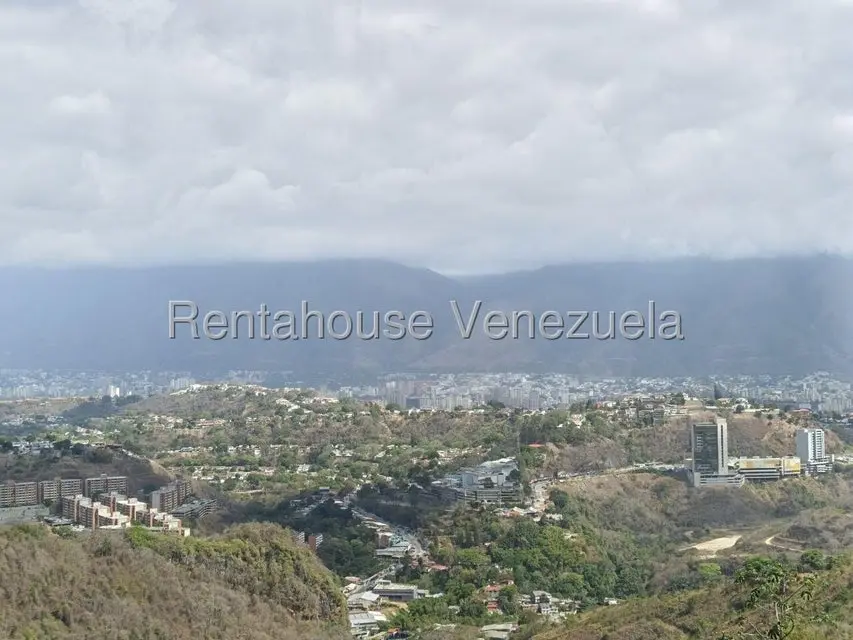 Apartamento (1 Nivel) en Venta en Solar del Hatillo, Distrito Metropolitano - 23