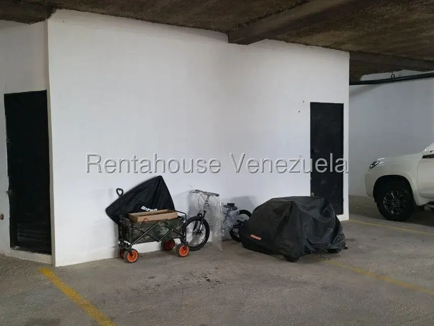 Apartamento (1 Nivel) en Venta en Solar del Hatillo, Distrito Metropolitano - 37