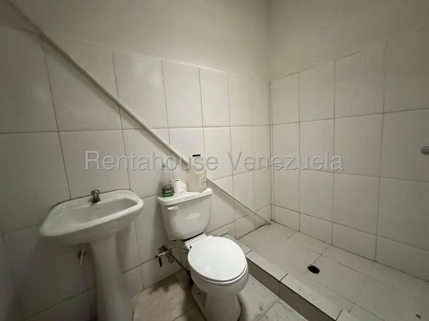 Comercial (Local Comercial) en Venta en Santa Rosa, Aragua - 11