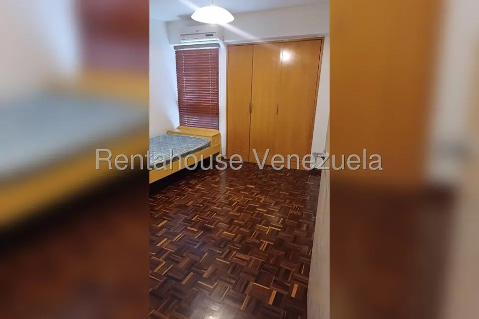 Apartamento (Duplex) en Alquiler en Las Mercedes, Distrito Metropolitano - 14