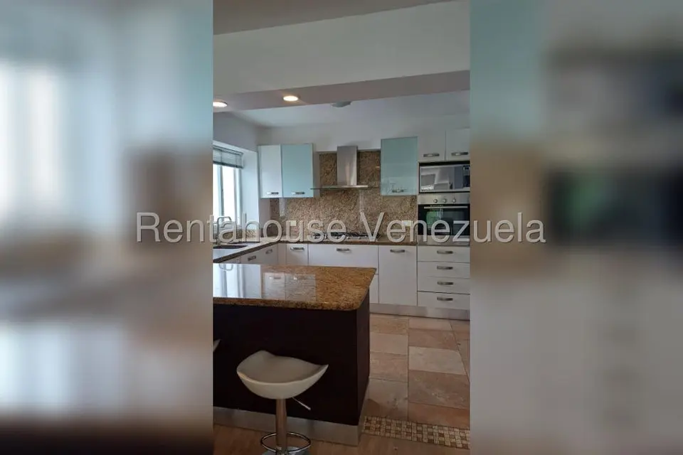 Apartamento (Duplex) en Alquiler en Las Mercedes, Distrito Metropolitano - 5