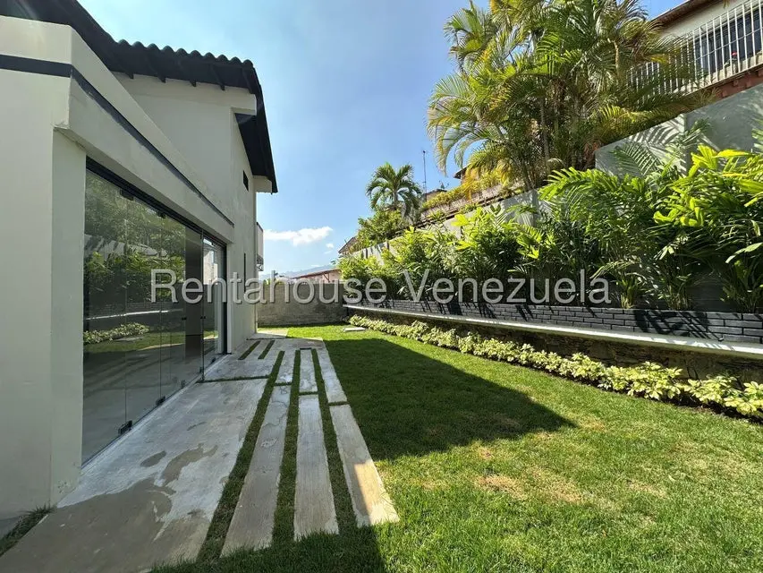 Casa (Multipes Niveles) en Venta en San Luis, Distrito Metropolitano - 26