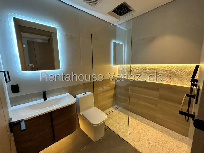 Casa (Multipes Niveles) en Venta en San Luis, Distrito Metropolitano - 41