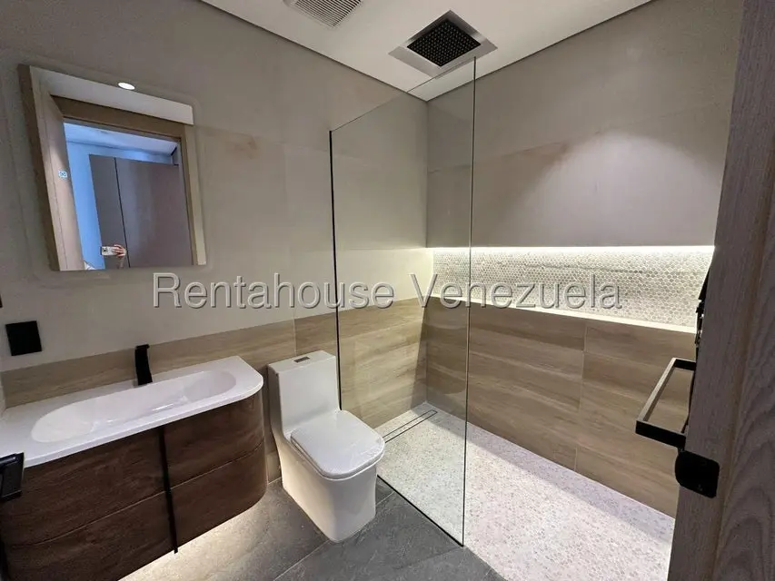 Casa (Multipes Niveles) en Venta en San Luis, Distrito Metropolitano - 43