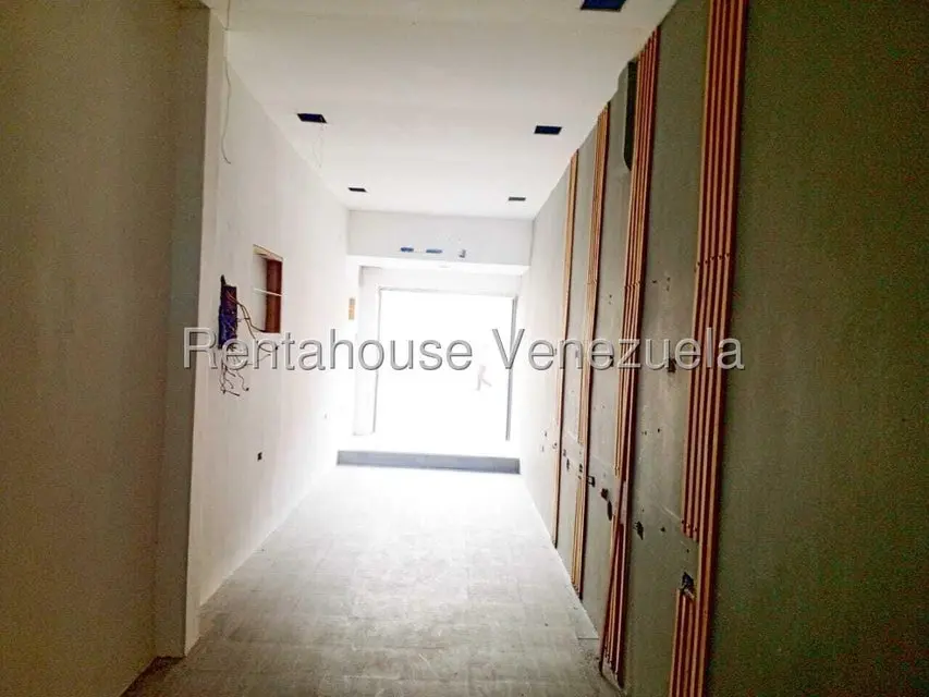 Comercial (Local Comercial) en Alquiler en Parroquia Catedral, Lara - 8